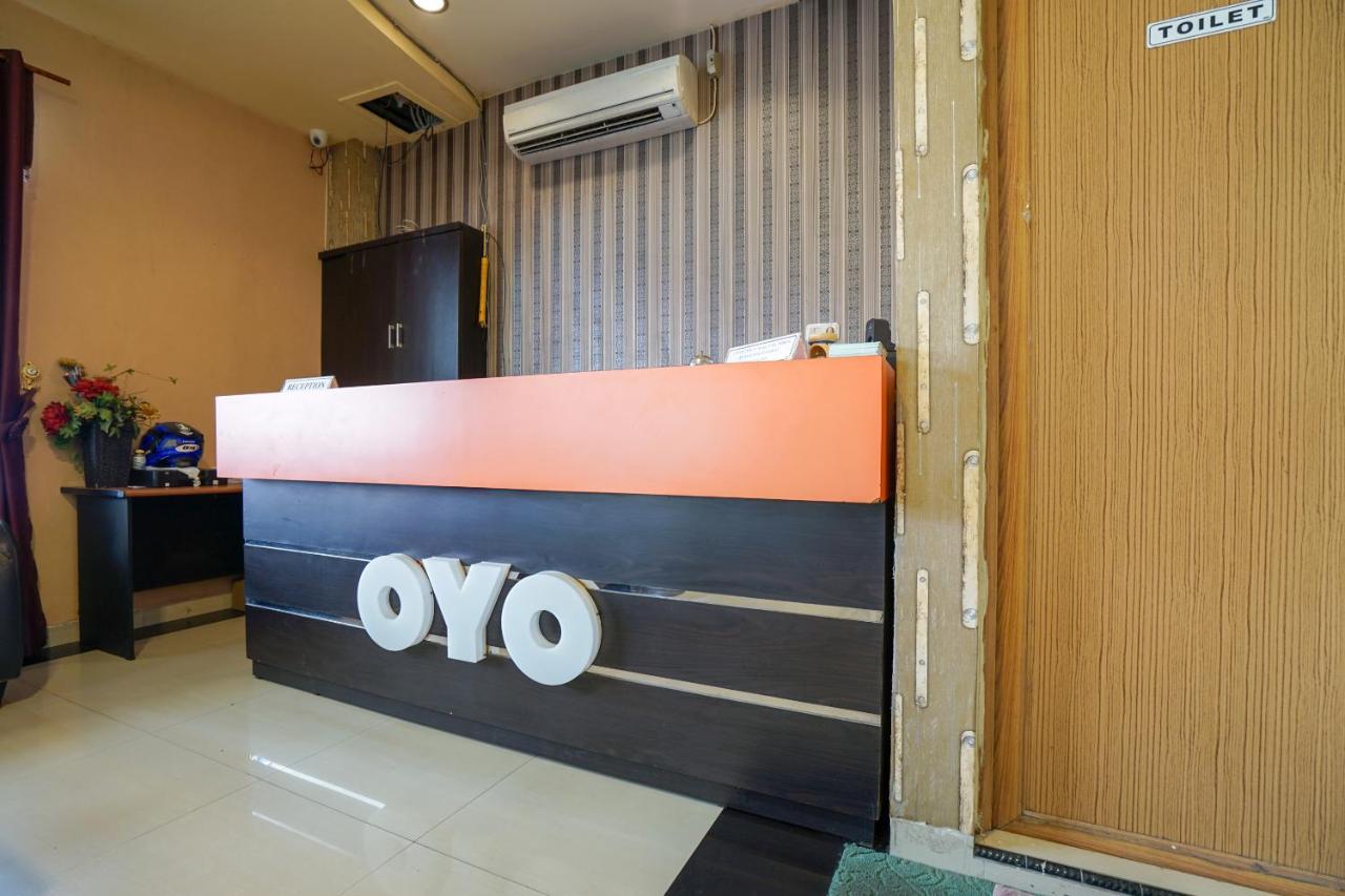 Oyo 2255 Hotel Aifih Palembang Kültér fotó